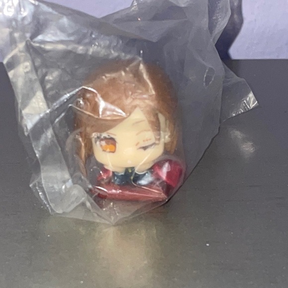 Nobara Kugisaki Jujutsu Kaisen Japan Gacha Mini Figure - Picture 1 of 2